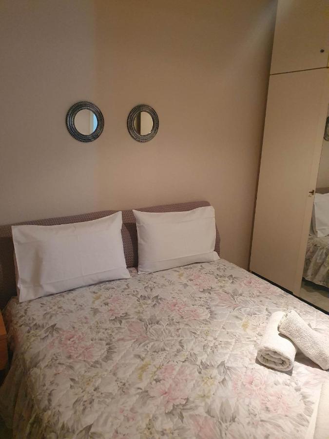 Elle Apartment By Alp Hospitality Services Nea Kallikrateia Eksteriør bilde